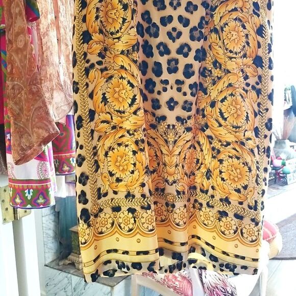 GORGEOUS YELLOW & GOLD & BLACK LEOPARD PRINT DRESS!! NEVER WORN 100% SILK LINING - Picture 5 of 17